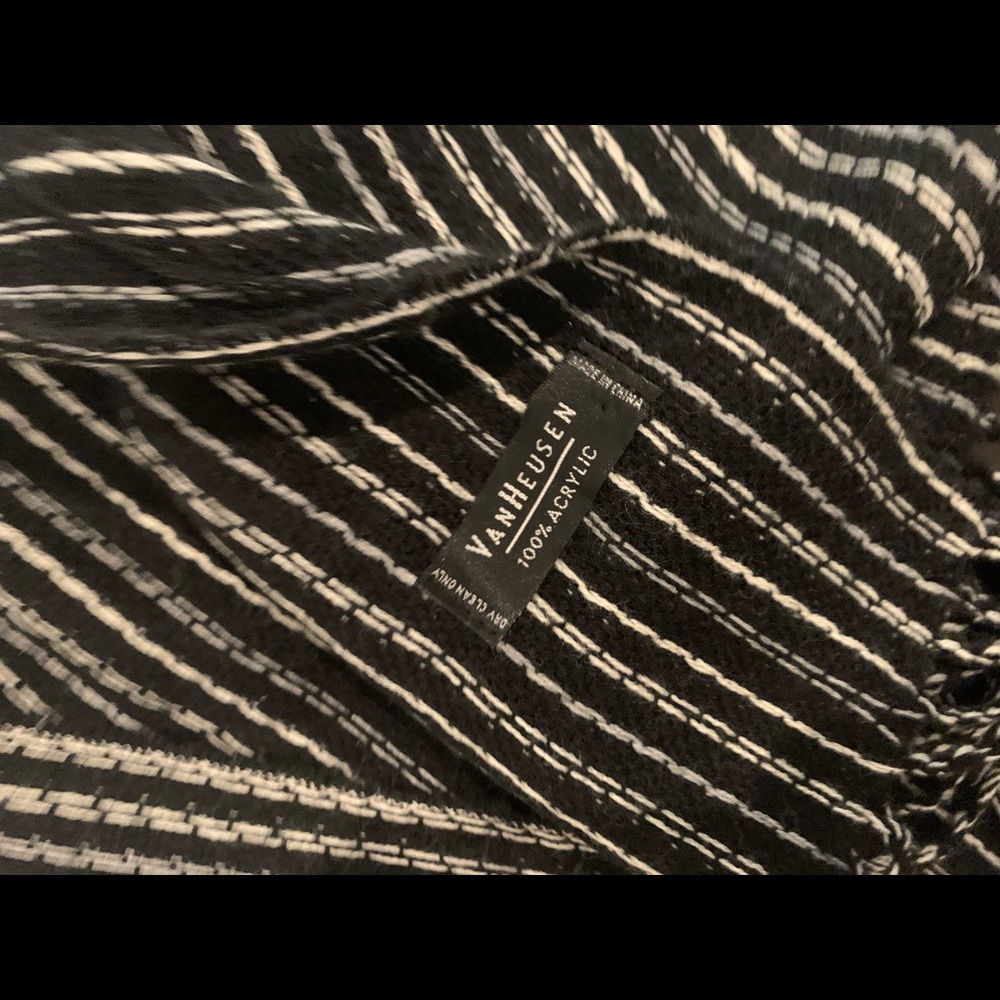 Men’s acrylic scarf